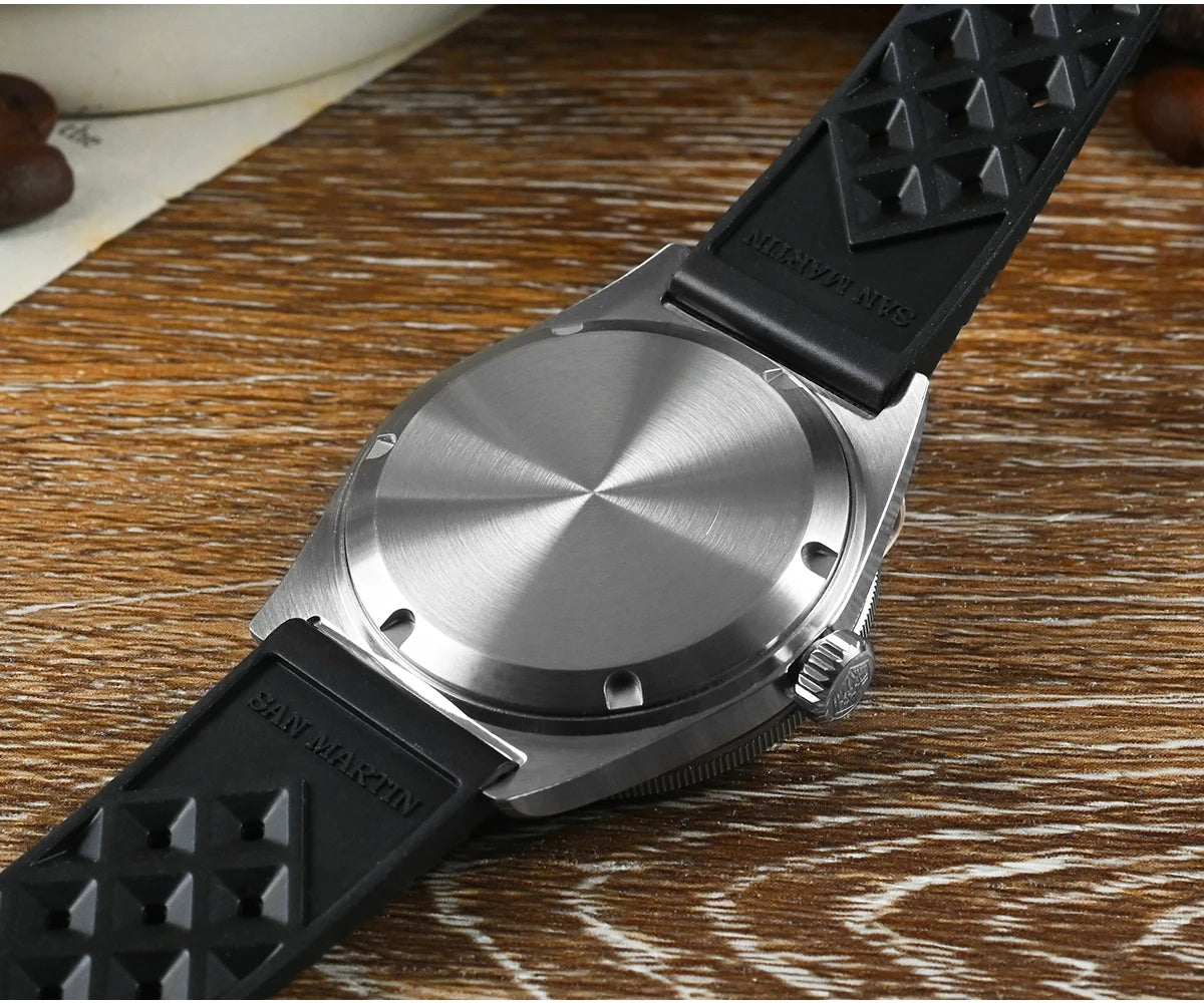 San Martin Official 39mm Guilloche MOP Dial Miyota 90S5 Sport Watch Automatic Mechanical Sapphire Bezel 20 ATM Luminous SN0151