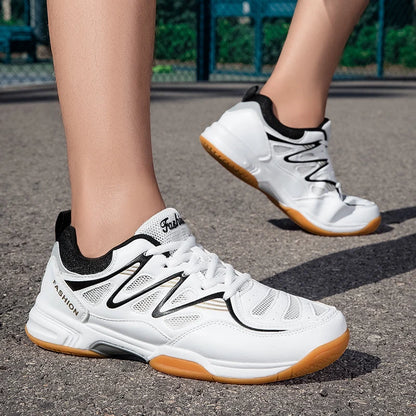 Nuove scarpe sportive da uomo e donna, basse con lacci, suola spessa e ammortizzanti, scarpe da tennis da tavolo, scarpe da badminton