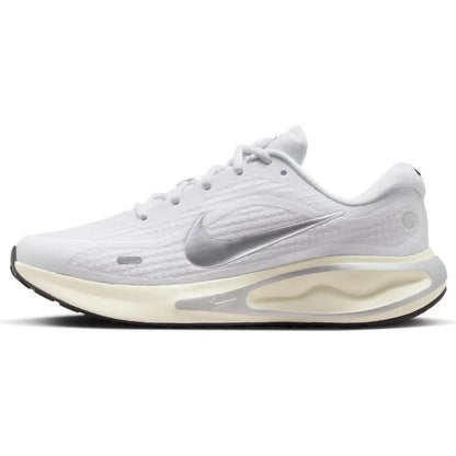Buty do biegania Nike Journey Run – wygodna amortyzacja, antypoślizgowe i wytrzymałe. Idealne do codziennych treningów IH7329-101