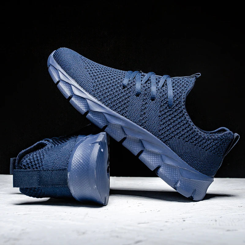 Sapatos de homem Four Seasons novos tamanhos grandes em malha Flyknit, leves e respiráveis, sapatilhas desportivas casuais com sola macia para corrida ao ar livre