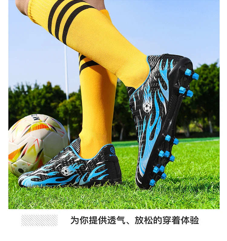 New Man Soccer Shoes Professional Football Boots Sneakers Comfortable Outdoor Match Match Boys Non-Slip Sports Shoes Unisex