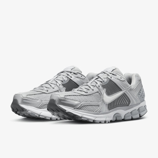 Offizielle Nike Original Zoom Vomero 5 Herren-Sportschuhe im Retro-Look, atmungsaktiv, FJ4151-003