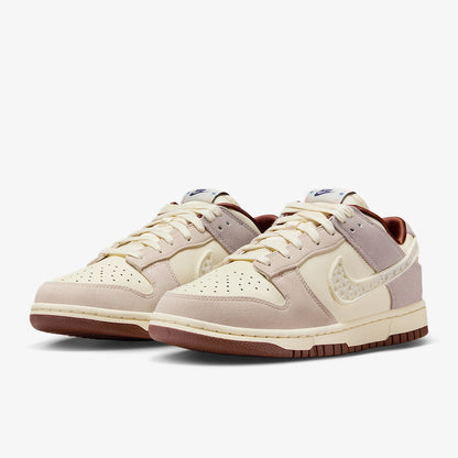 Nike Original Dunk Low LX Damen-Sneaker mit Dämpfung im Retro-Stil IH7353-010