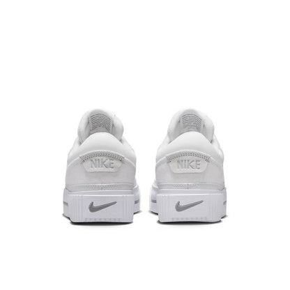 Nike Court Legacy Lift – höjdhöjande suldesign, bekväm halksäker dämpning, slitstarka sportskor FZ2606-100