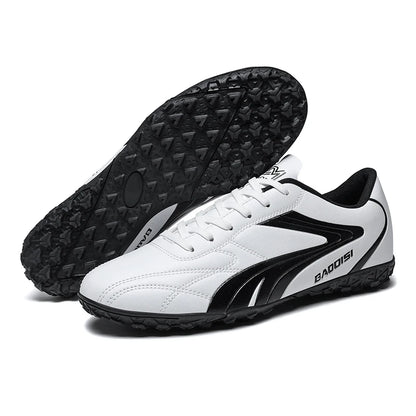 Chaussures de football professionnelles pour hommes – Baskets de football pour adultes – Futsal en salle – Ultralégères – Antidérapantes – Résistantes à l’usure – Bottes de sport