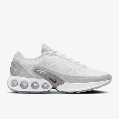 Nike Authentic Nya minimalistiska löparskor med snörning i mesh för damer HQ3457-161