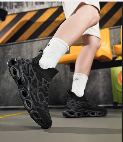 Herrskor Sneakers Herrtennis Skor Lyxskor Herrskor för fritid Träningsskor Tävlingsskor Andningsbara skor Modeloafers Löparskor för män