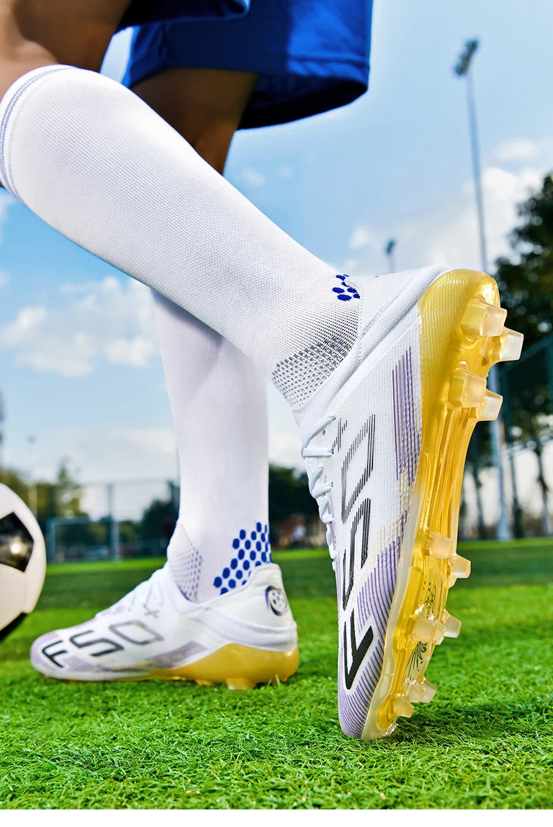 Neue Herren-Fußballschuhe, rutschfeste Indoor-Futsal-Fußballschuhe, Match-Rasenstollen, hochwertige Sneaker, Bestseller, High-Top, Outdoor