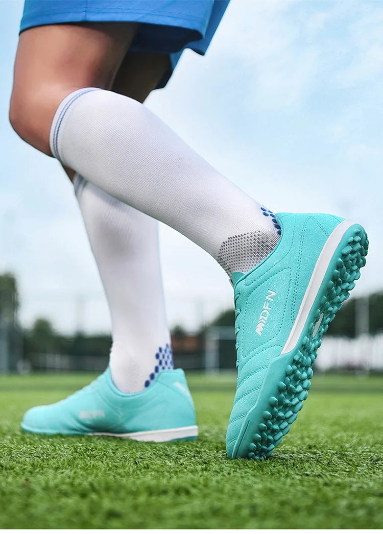 New Men Football Boots Men Soccer Shoes Adults Society Football Cleats Ultralight Training Soccer Sneakers Outdoor Lagre Size 47