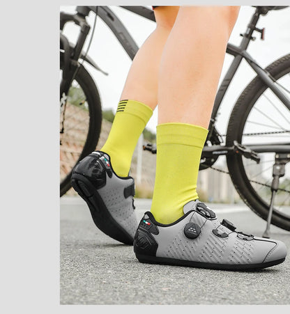 Highway bike cycling shoes, breathable and wear-resistant mountain bike cycling shoes, professional bike lock shoes Men or Women
