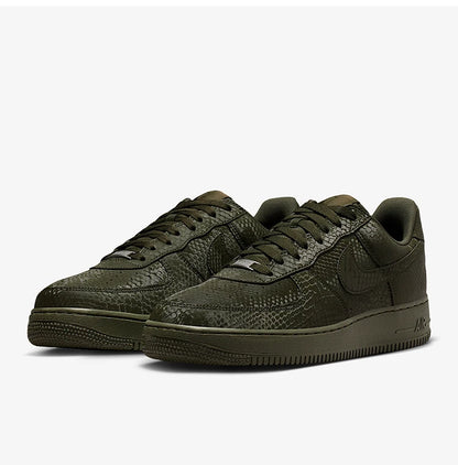 Oryginalne męskie trampki Nike w jesiennym stylu z wzorem wężowej skóry, niskie, odporne na zużycie IB0018-301