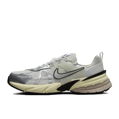 Nike V2K Run Sneakers Iconic Architecture Responsive Feel Modern Lifestyle Essential Unisex FD0736-005