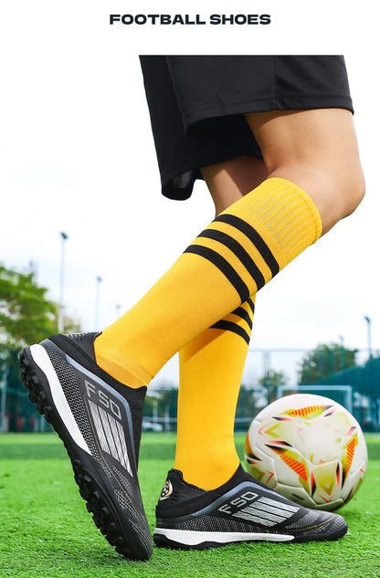 New Men Football Boots ComfortableSoccer Shoes Match Training Boys Non Slip Long Spikes Breathable Adult Cleats Outdoor Sport