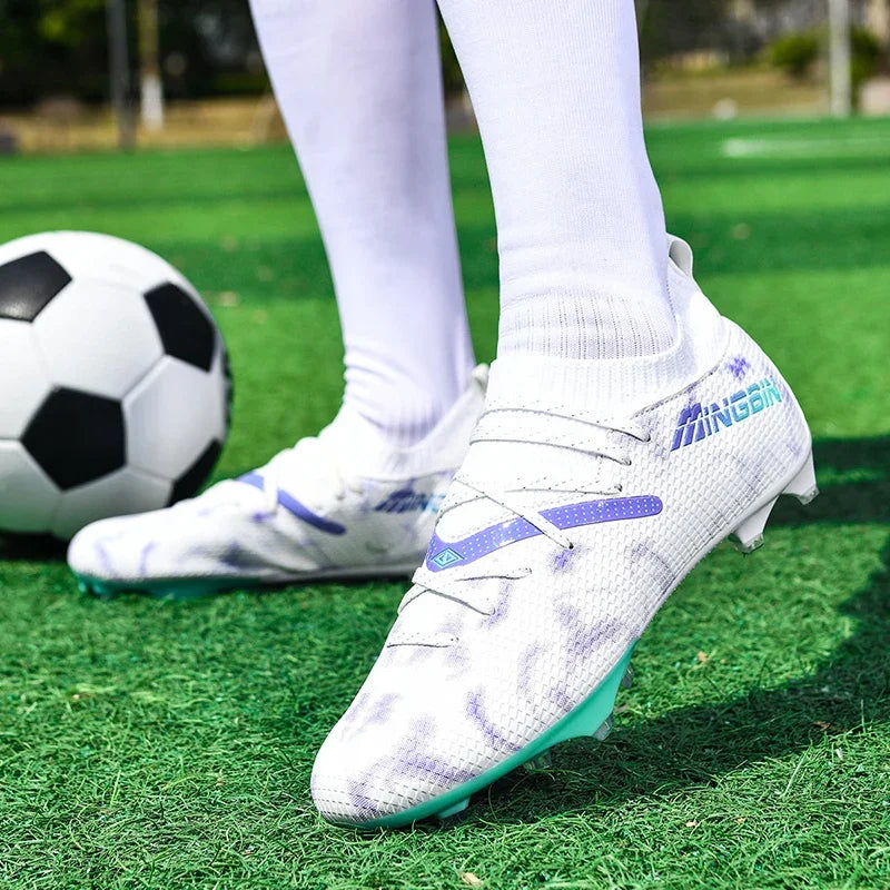 Chaussures de football pour homme, chaussures de foot professionnelles, crampons, futsal, femmes, unisexe, ultralégères, de haute qualité, baskets TF/FG