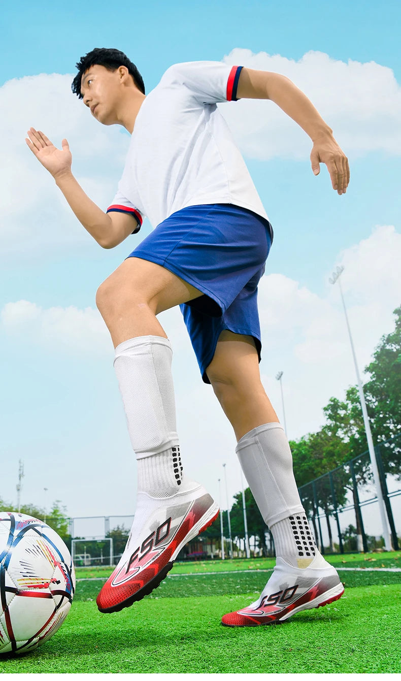 Scarpe da calcio da uomo nuove, professionali e originali per erba, resistenti e casual, scarpe da calcio maschili di alta qualità, ultraleggere