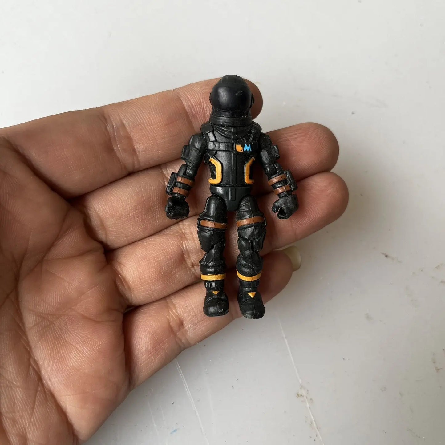 Figurină Fortnite Robin Zix pentru periferice de gaming, model cartoon, jucărie articulată creativă, ornament decorativ, cadou de ziua de naștere
