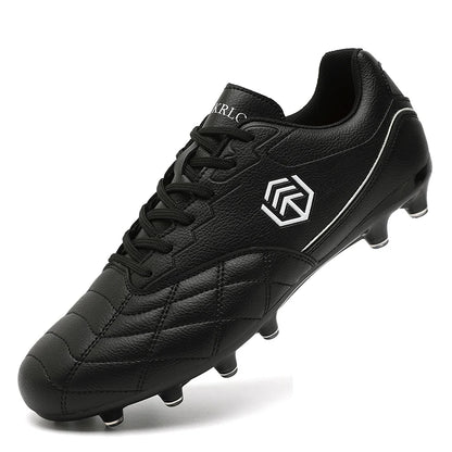 Chuteiras de futebol para homem com pitões longos, para exterior e treino, tamanhos grandes, preto e branco, para adolescentes