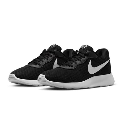 Nike Tanjun : chaussures de course basses pour homme et femme, confortables, polyvalentes, respirantes et résistantes - Noir DV7786-001