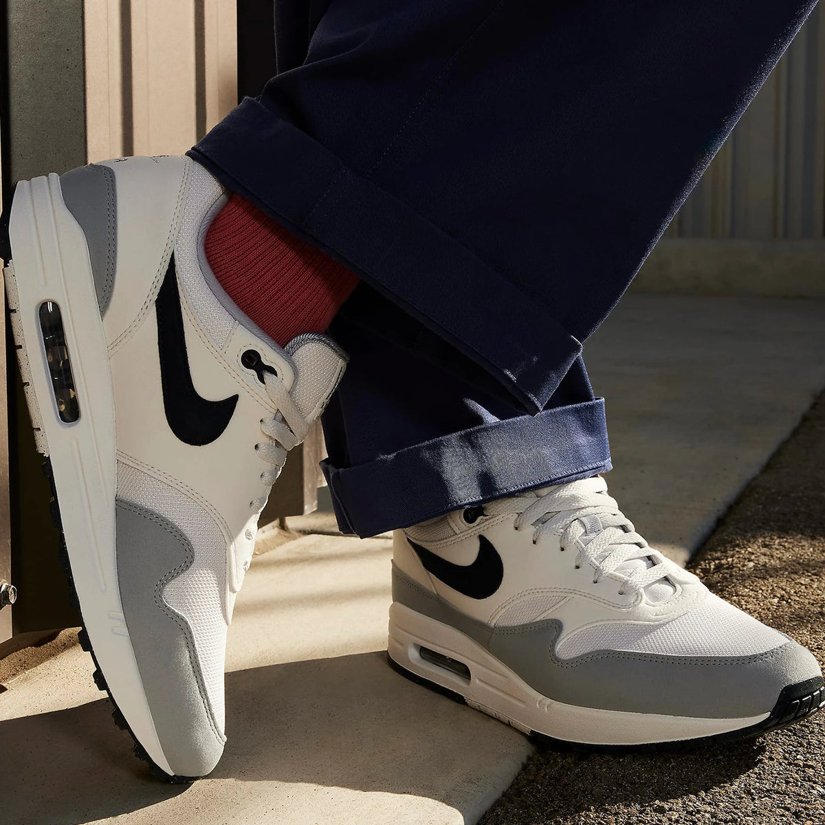 Nike Original Air Max 1 Herren-Low-Top-Retro-Sportschuh mit Luftpolsterung FD9082-002
