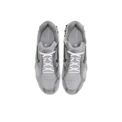 Nike Air Zoom Spiridon Cage 2 unisex žemi laisvalaikio bateliai, sportiniai, atsparūs dėvėjimuisi, pilki ir raudoni, Lifestyle avalynė CJ1288-600