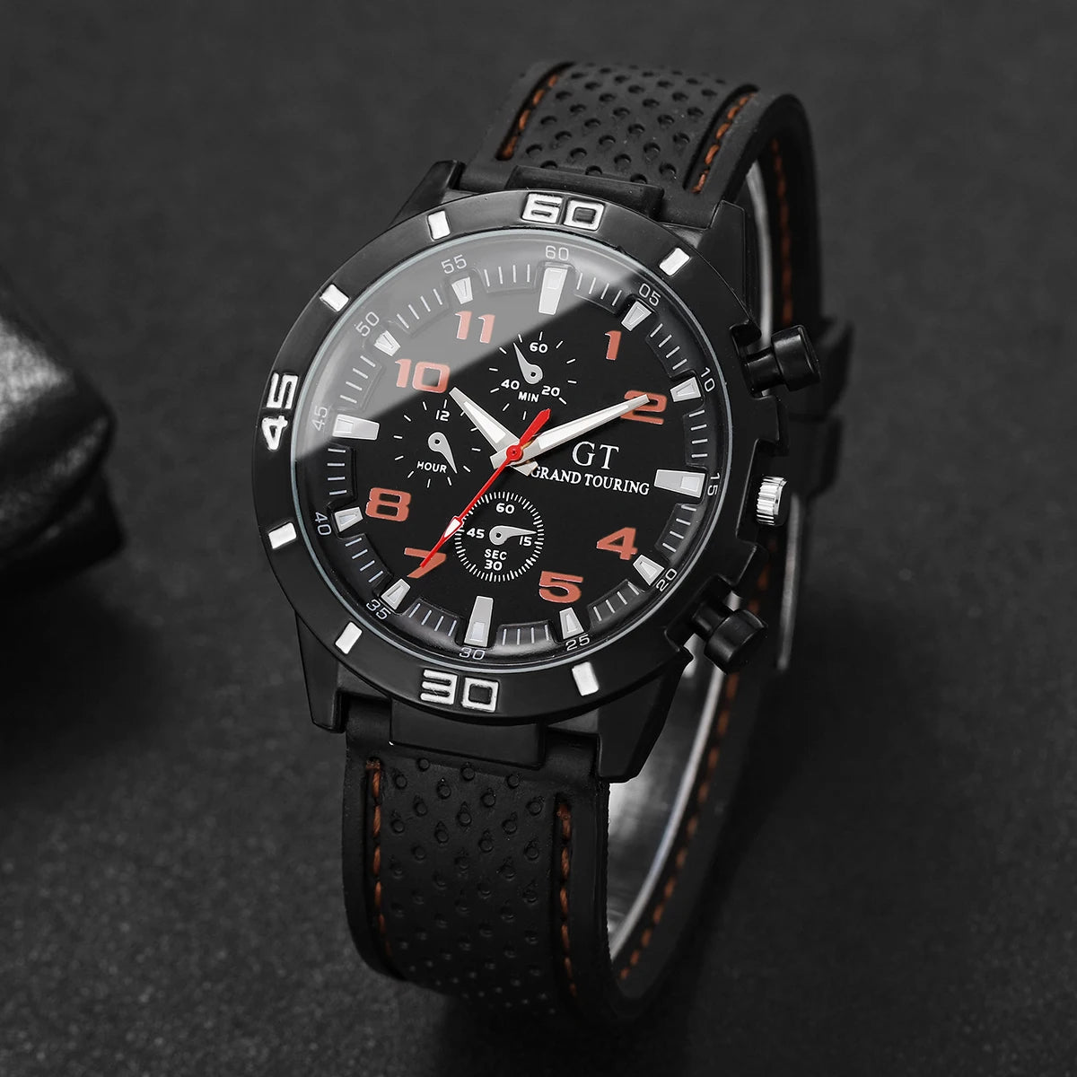 Men’s Sports Quartz Watch Casual Silicone Strap, Stylish Analog Dial & Lightweight Wristwatch