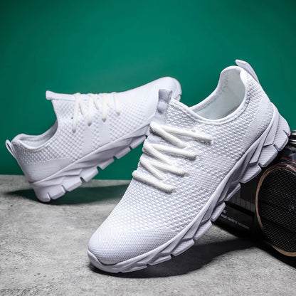 Sapatos de homem Four Seasons novos tamanhos grandes em malha Flyknit, leves e respiráveis, sapatilhas desportivas casuais com sola macia para corrida ao ar livre