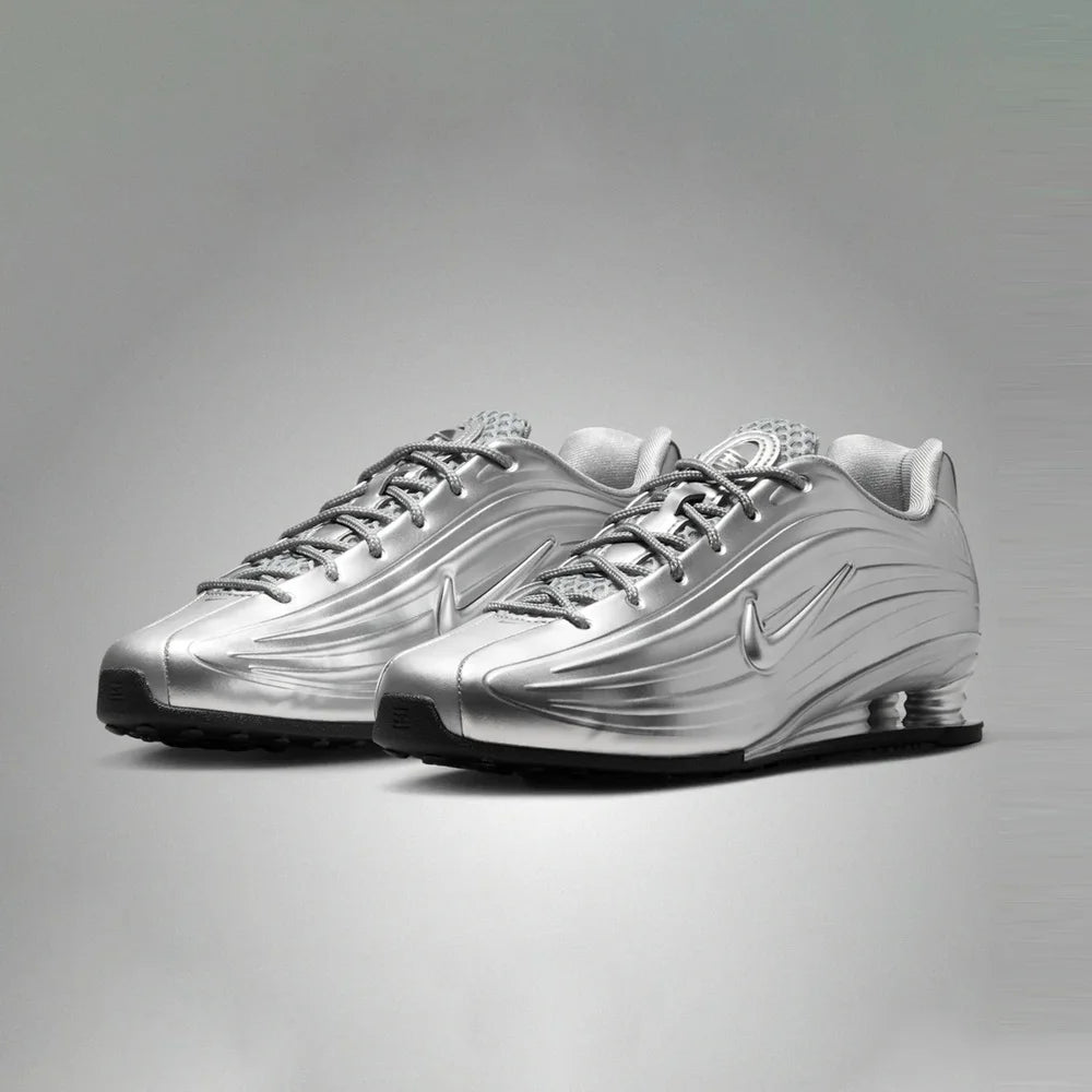 NIKE Women's SHOX Z Sports and Leisure Shoes IO7843-002