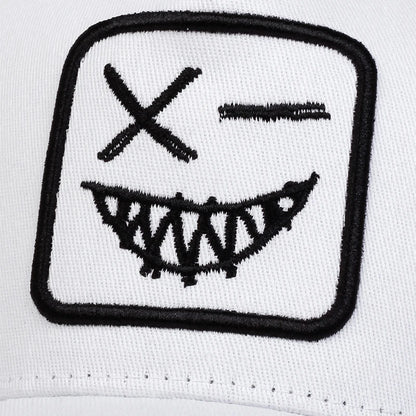 Czapki z daszkiem typu „trucker” unisex z haftem przedstawiającym uśmiechniętą twarz z zębami, z siateczką baseballową, na wiosnę i lato, chroniące przed słońcem, z regulowanym paskiem, na co dzień