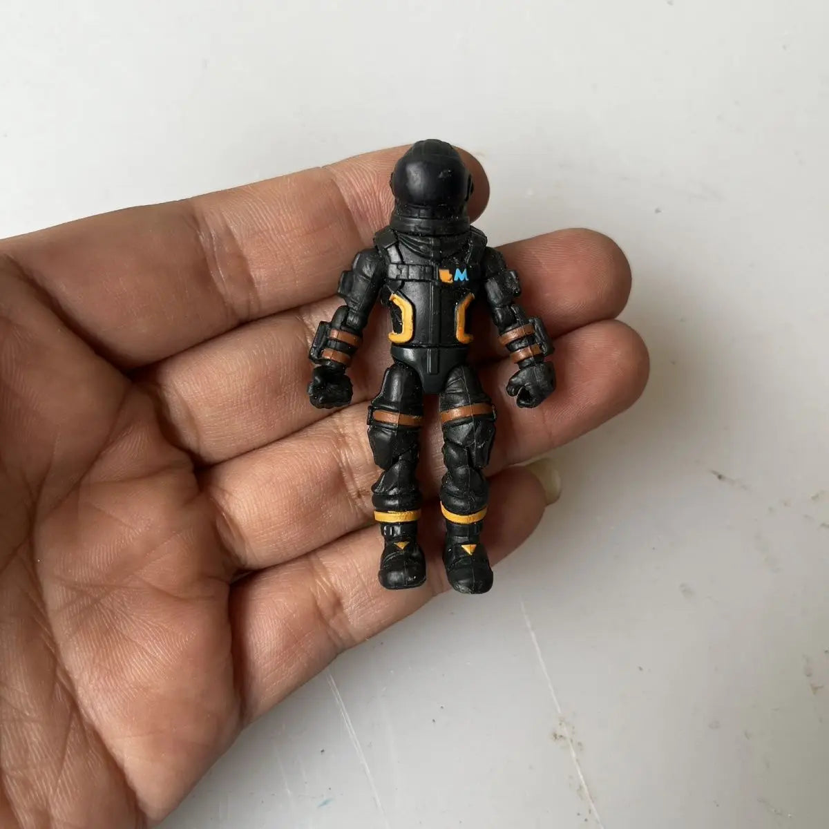 Figurină Fortnite Robin Zix pentru periferice de gaming, model cartoon, jucărie articulată creativă, ornament decorativ, cadou de ziua de naștere