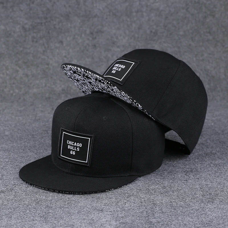 Boné de basebol unissexo com letras bordadas, estilo verão, marca tendência, ajuste traseiro, chapéu hip hop outdoor ajustável para homem e mulher, casual